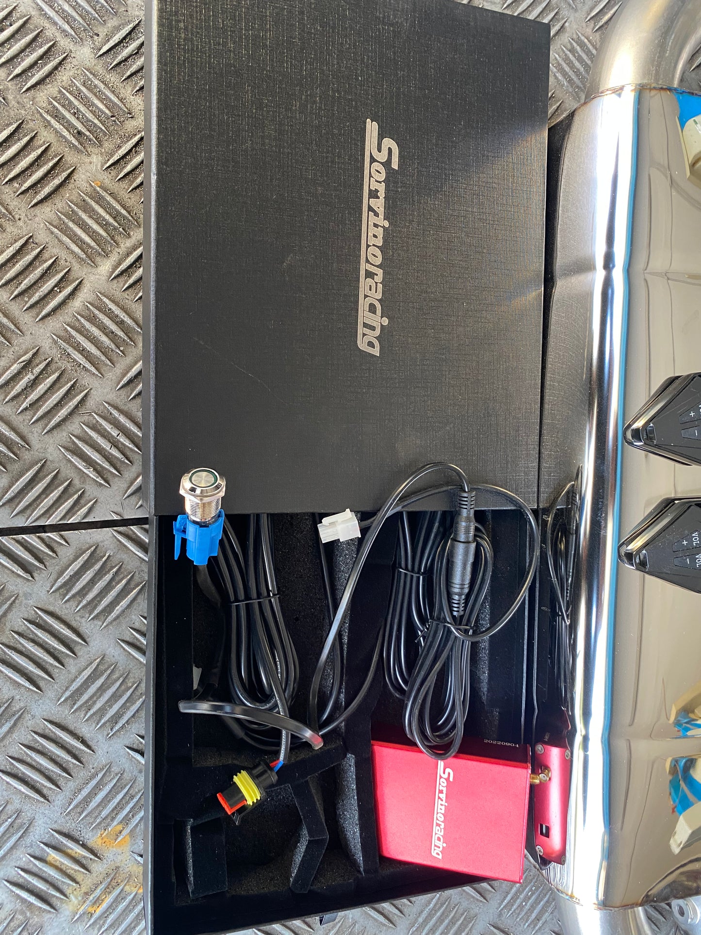 DOPPIA SCARICO DOUBLE CON VALVOLA INCORPORATA DX SX CON TELECOMANDI WIRELESS ACCIAIO